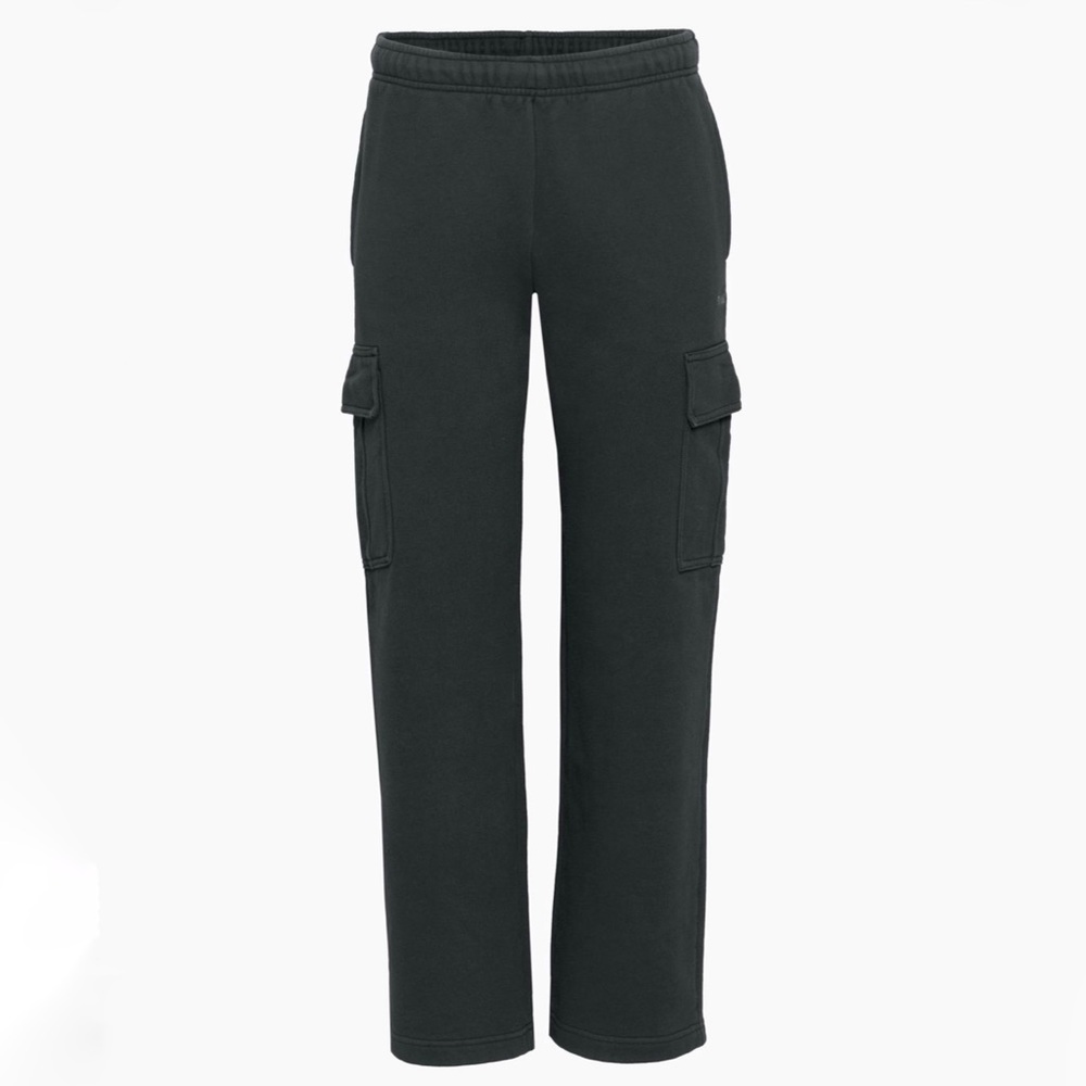 Aritzia/ TNA Cozy Fleece Mega Cargo Sweatpant